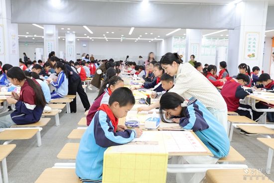 筆試現場01.jpg.jpg